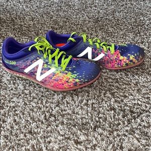 New Balance spikes